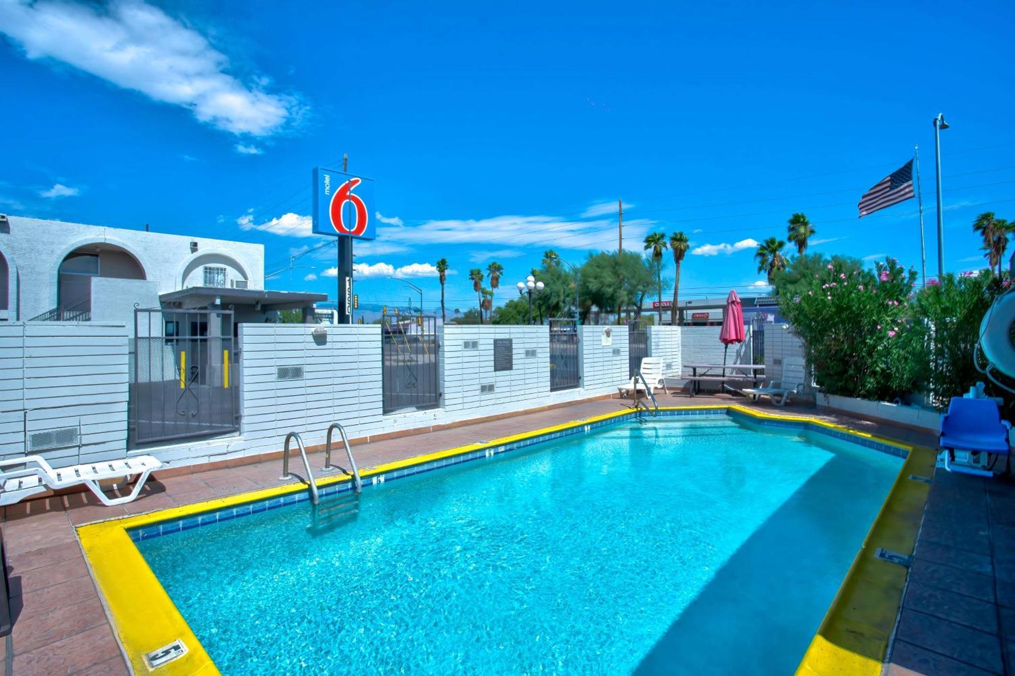Motel 6 Tucson, Az - East Williams Center Dış mekan fotoğraf
